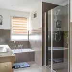 Wunderschöne Möblierte Neuwertig Apartment *