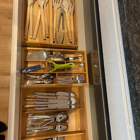 Wunderschoene Moeblierte Neuwertig